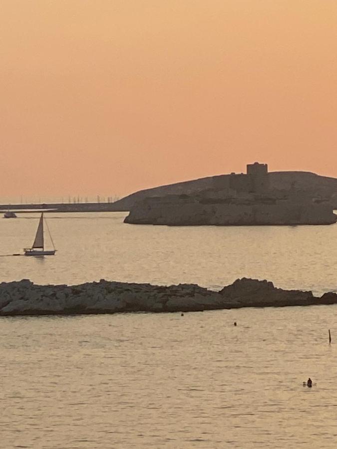 Votre Ecrin Pour Un Agreable Sejour A ! Apartment Marseilles